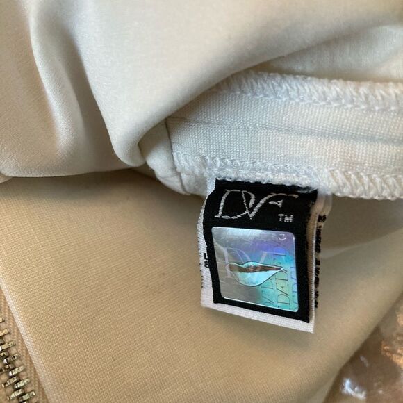 Diane von Furstenberg Carpreena Mini Dress White Size 12 - Picture 7 of 9